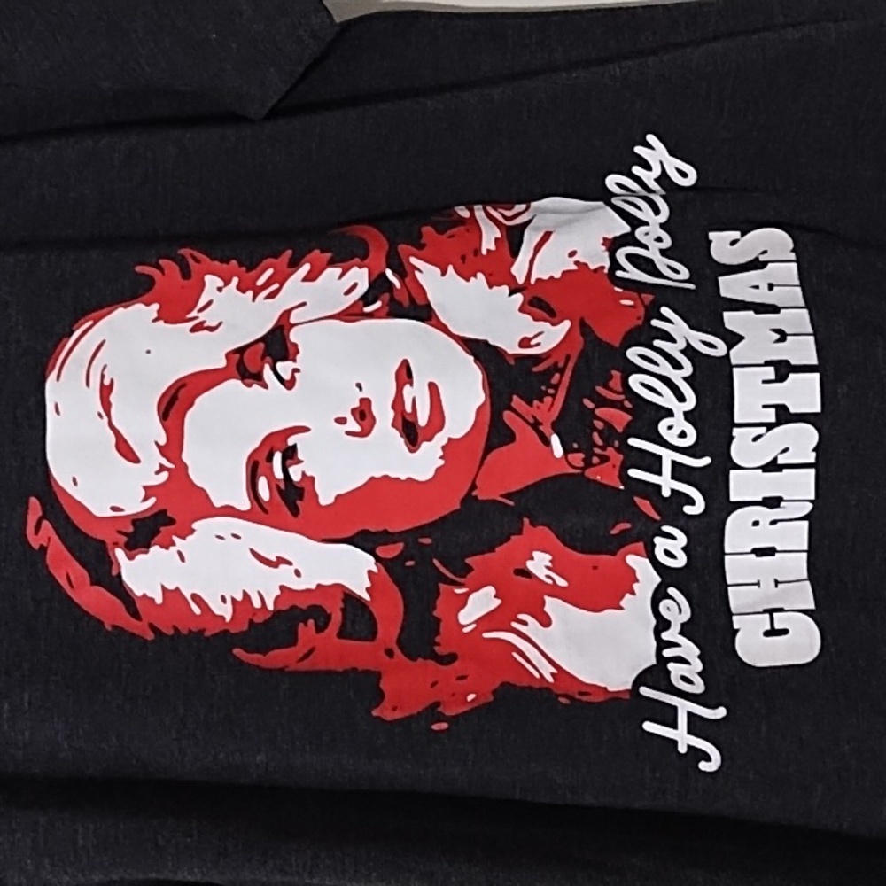 Holly Dolly Christmas t-shirt Women's Small